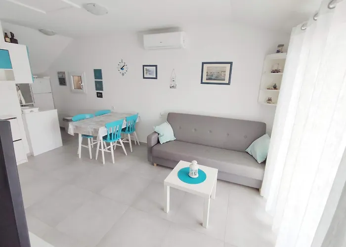 Apartament Summer House Hacienda, Pag - *