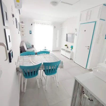 公寓 Summer House Hacienda, Pag - *