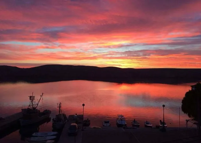 Summer House Hacienda, Pag -